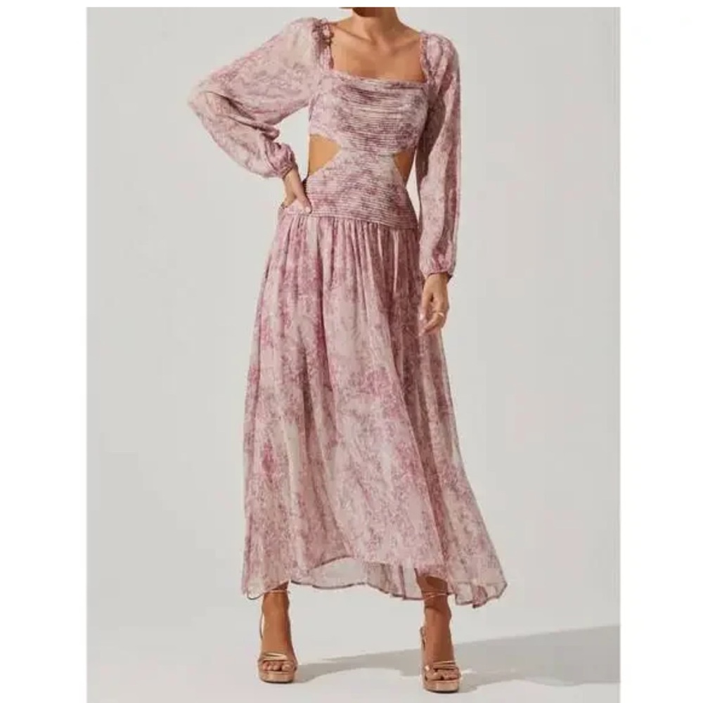 ASTR the Label Amadora Square Neck Cutout Long Sleeve Maxi